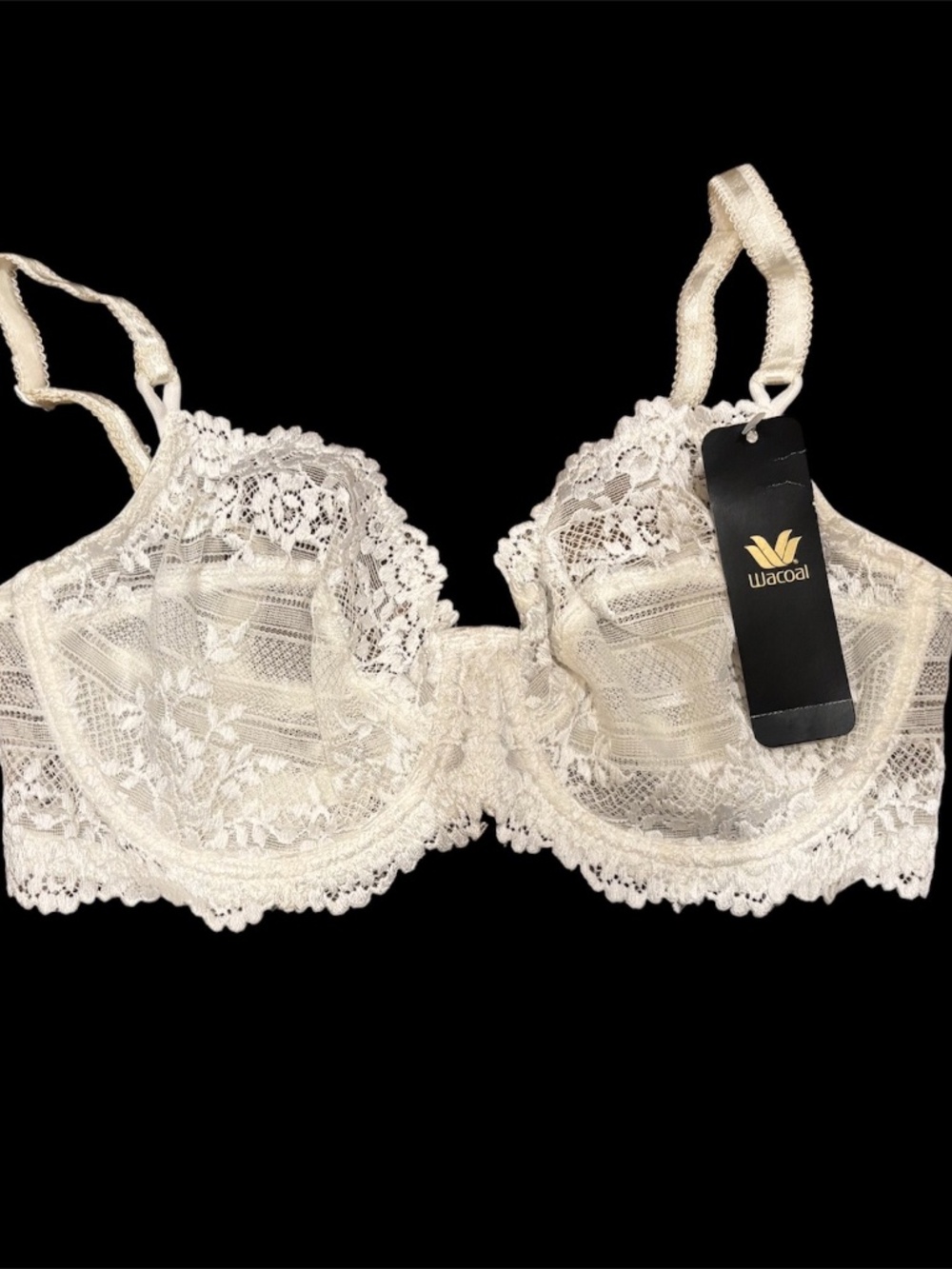 WACOAL = EMBRACE LACE - NWT - SIZE 32D